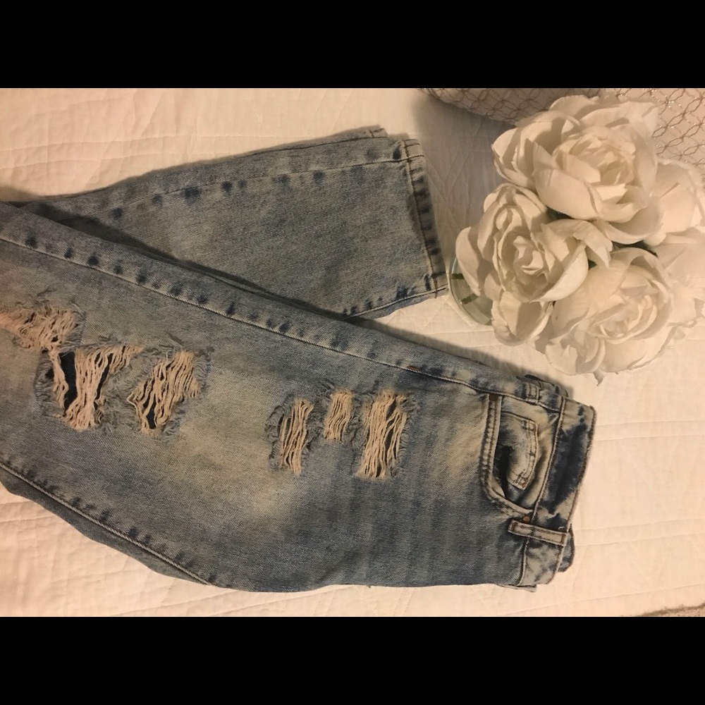 Cropped holy jeans !